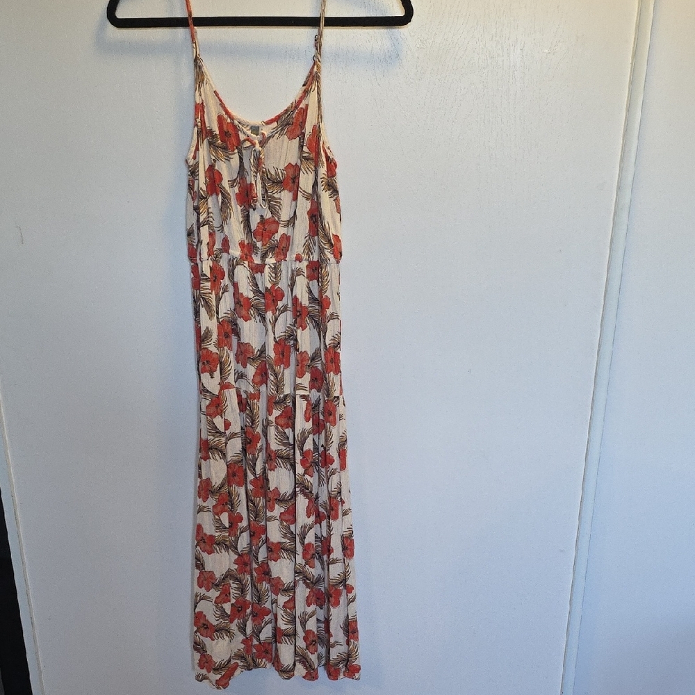 Red and White Sleeveless Spaghetti Strap Maxi Sundress